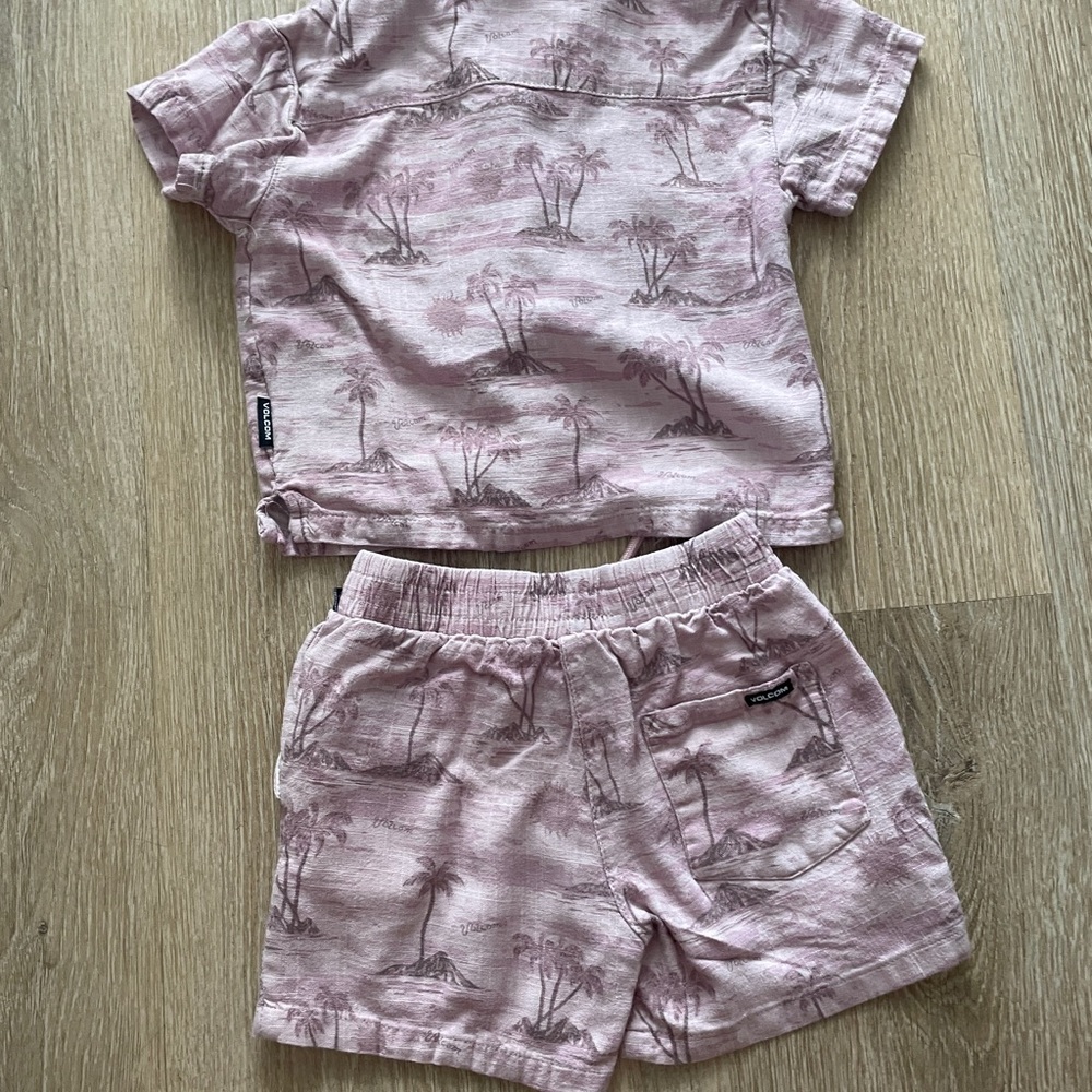 Volcom Light Purple Matching Set - Picture 7 of 7